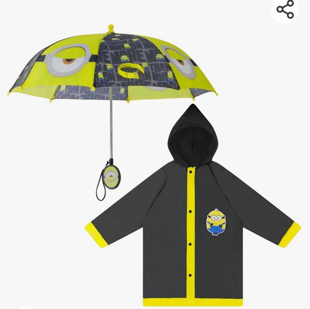 Boys or Girls minions rain coat and matching umbrella size 6-7